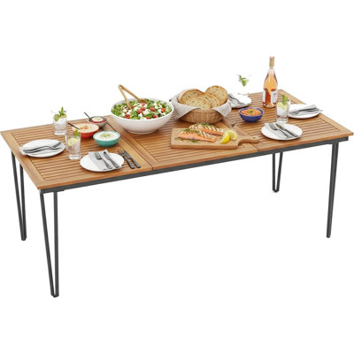 Table de salle à manger pour 8 personnes - Table de patio rectangulaire en bois d'acacia avec trou de parasol de 1,9 po, pieds en métal et patins réglables pour le jardin, la cour et la piscine