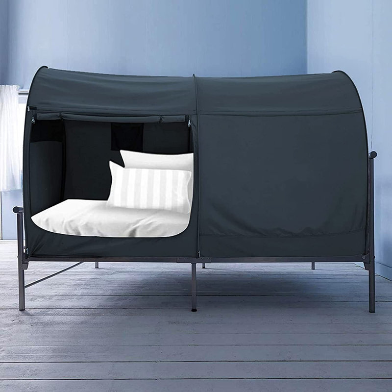Tente avec sac de transport, H 47 po x l 75 po x P 39 po