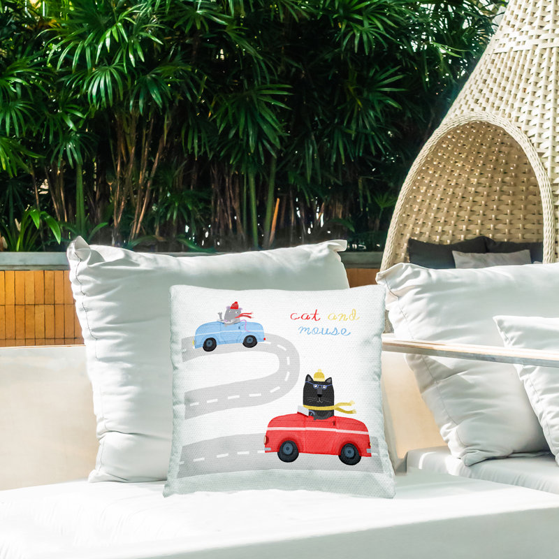 Coussin d'extérieur Be A Friend Birds, imprimé par Carla Daly
