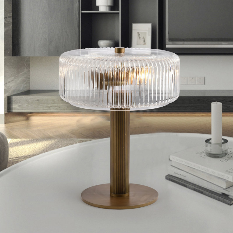 Lampe de table en verre nervuré