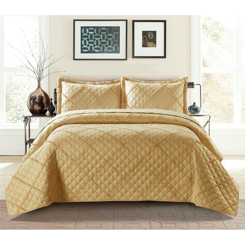 Gatcombe Microfibre Bedspread Set, 250 x 270 cm Bedspread - 2 Pillowcases, Mustard