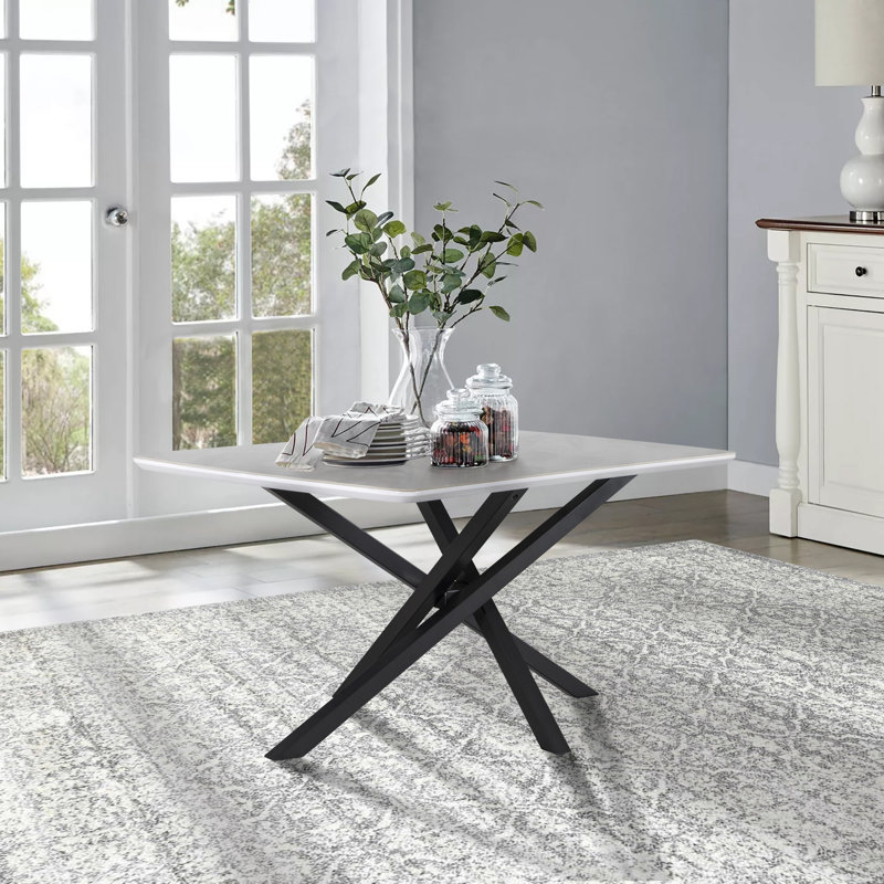 Table de salle à manger Cieria