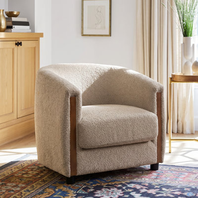 Chaise d'appoint en tonneau organique moderne de 31,8 po avec panneaux latéraux en bois Hartwell pour le salon, la chambre à coucher et le vestibule