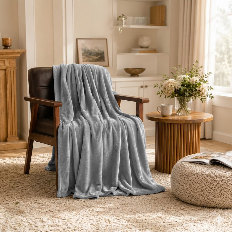 Ultra-Soft Fleece Blanket - Plush Warm Bed & Sofa Throw for All-Season Comfort, Super King (230cm x 270cm), Silver