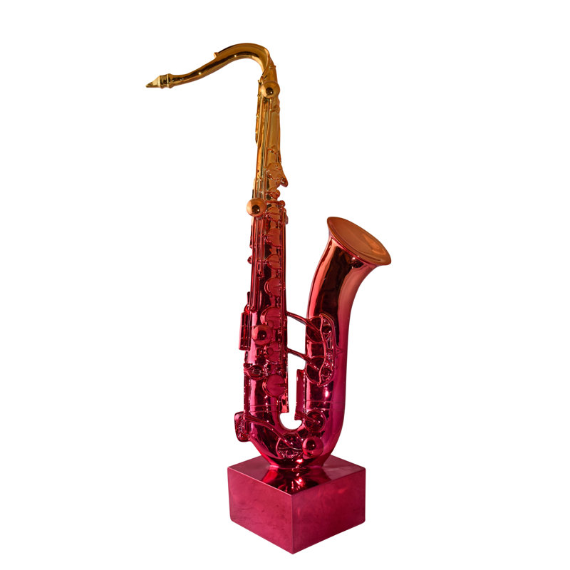 Statue de saxophone Gerjet en art moderne en résine Dimensions: 10 po x 8 po x H 28 po, Or / rouge