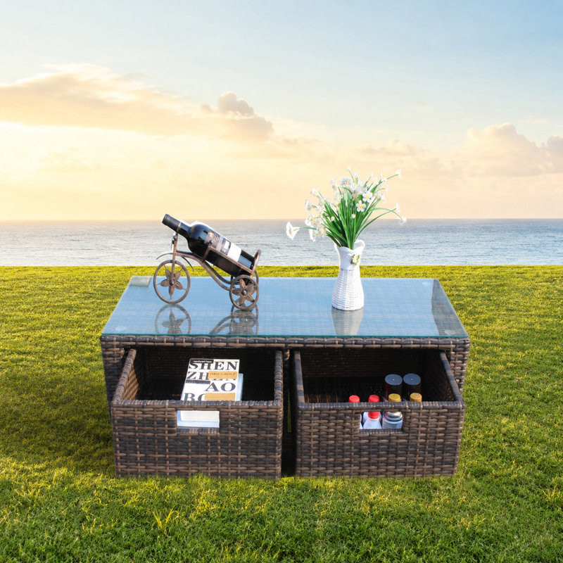 Table basse robuste en verre trempé avec cadre en rotin de polyéthylène durable et structure en acier, table d'appoint résistante à l'eau et aux rayons UV, capacité de poids de 150 lb