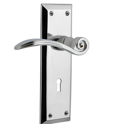 New York Plate Passage (Hall & Closet) with Decorative Keyhole and Swan Lever
