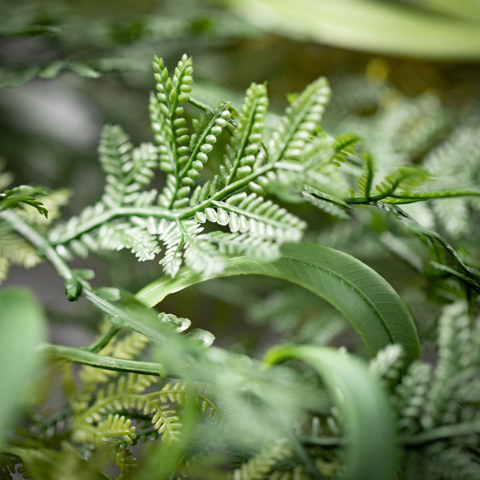 35" Draping Fern Frond Spray; Green