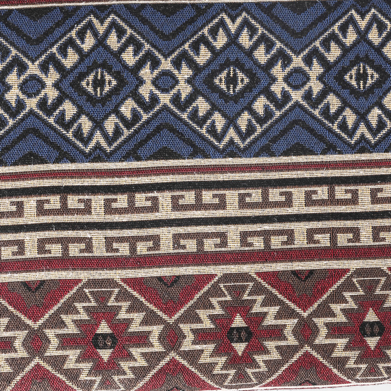 Repose-pieds Tayem, Polyester rouge