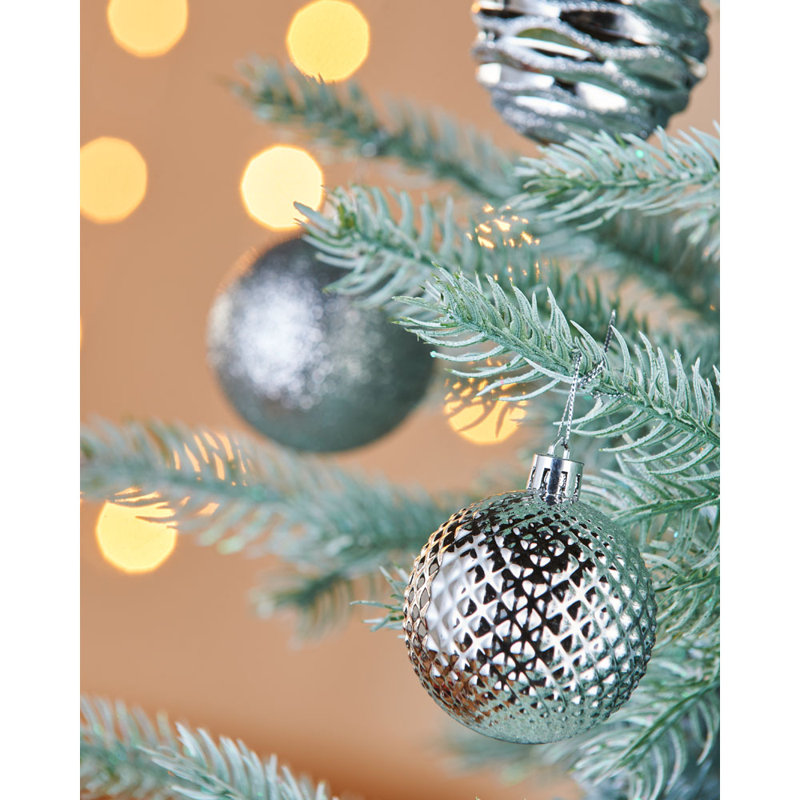 17.018 cm Trees & Wreaths Bauble, Silver
