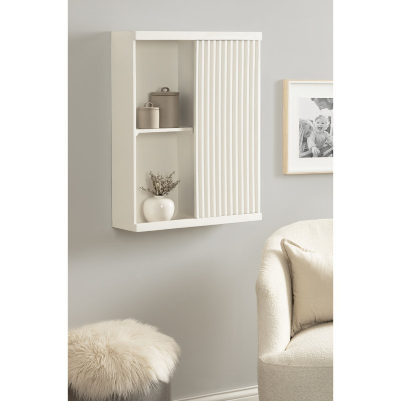 Armoire murale en bois avec porte coulissante