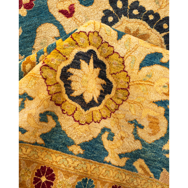 Classic One-of-a-Kind 9' 2" X 11' 10" Hand Knotted Area Rug