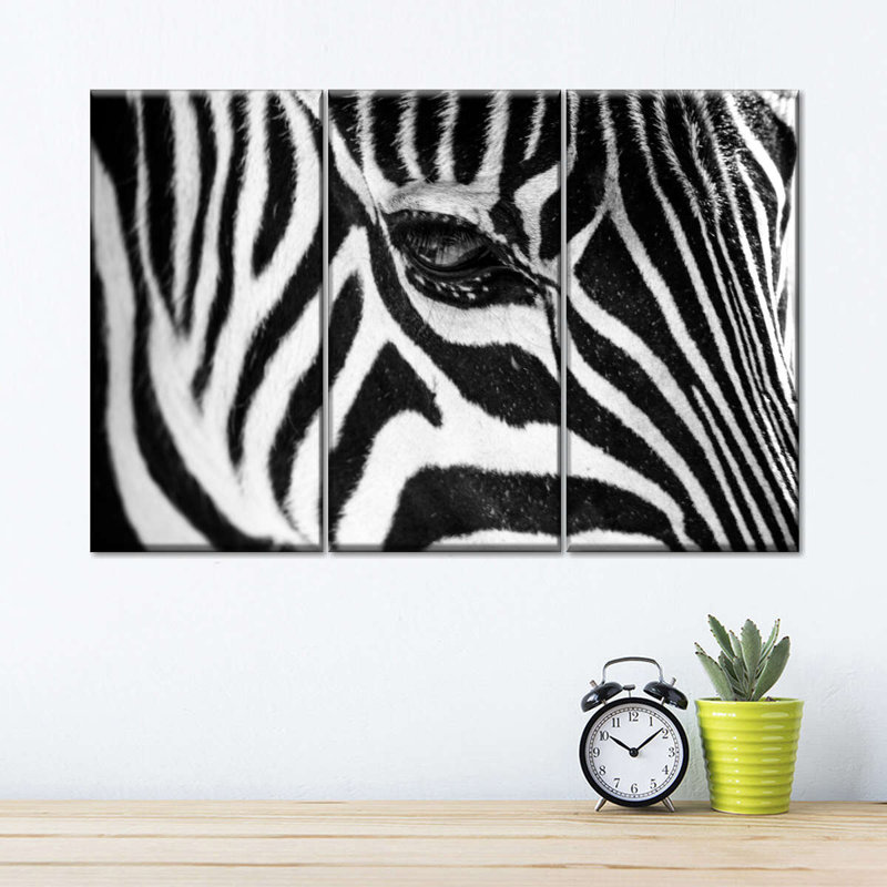 «Zebra Eye», reproduction d'art sur toile, H 24 po x l 38 po x P 1,25 po