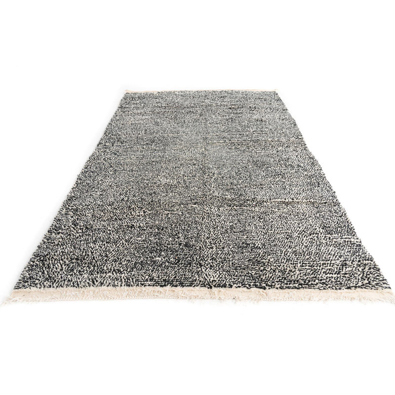 Tapis noir et blanc Mosser