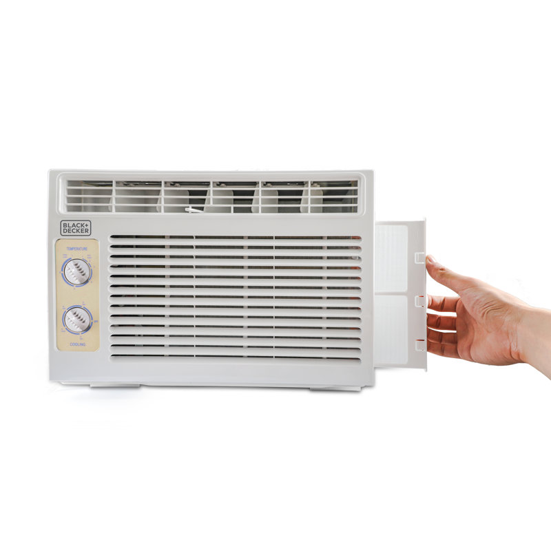BLACK+DECKER 5000 BTU White Window Air Conditioner with Remote