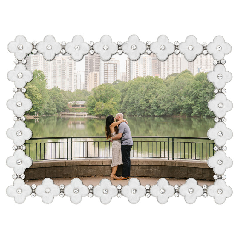Clover Metal Picture Frame, 5" x 7"