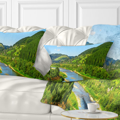 Coussin montagnes et rivière