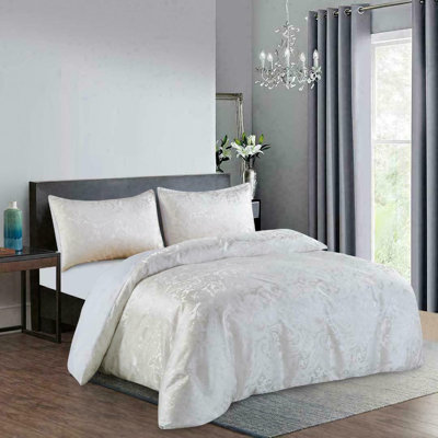 Diep Polyester Paisley Duvet Cover Set with Pillowcases Included