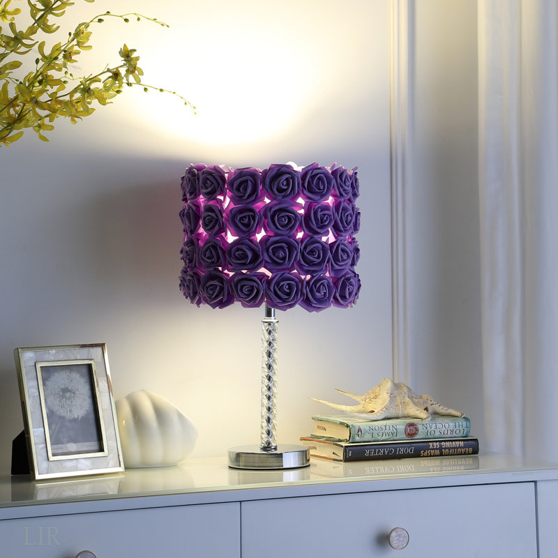 Lampe de table en acrylique / métal 18,25 "Lavender Roses In Bloom, facile à assembler, lampe de table, Lavande
