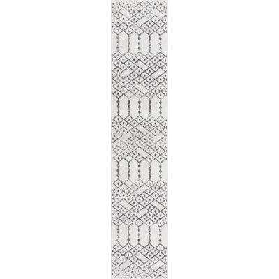 Isaiu Geometric Indoor Rug