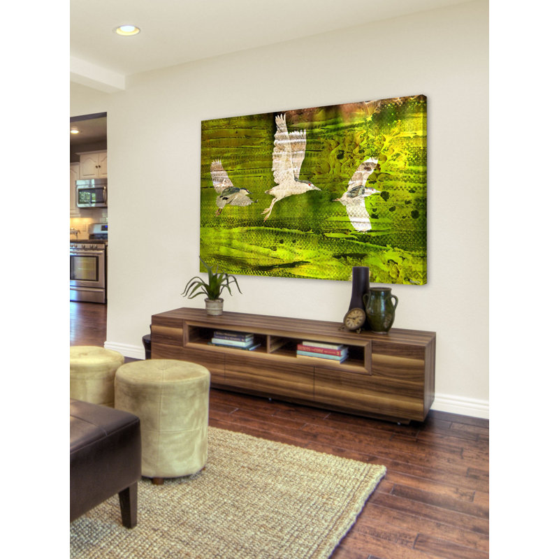 Reproduction d’art sur toile tendue « flock of three », H 20 po x l 30 po x P 1,5 po