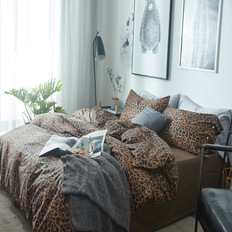 Microfiber Modern Style Comforter Set, null