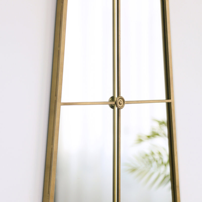 Acesyn Iron Wavy Mirror