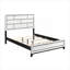 Structure de lit grand moderne et contemporain de couleur blanche, fabrication en bois massif avec motif de lignes noires pour la chambre à coucher-1580609459-1580609457