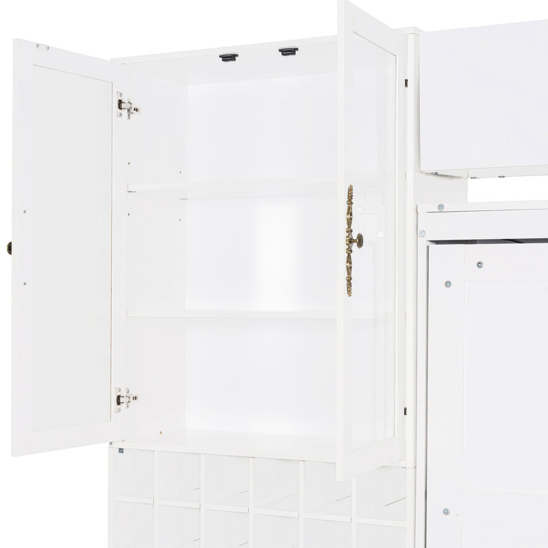 Lit double en blanc avec tablettes inclus - idéal pour les petits appartements, les chambres confortables et peu encombrantes