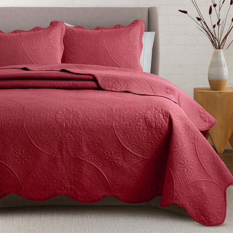 Floral Embossed Quilted Bedspread Set, Oversized and Lightweight Bedding Set with Pillow Shams, Burgundy