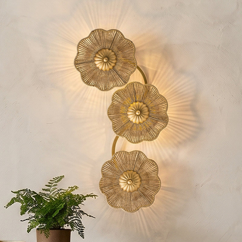8" Boho Handwoven Raffia Rope LED Floral Wall Sconce, Distressed Gold Metal Decorative Wall Light For Bedroom, Living Room, Hallway
