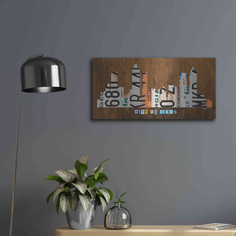 «Atlanta Skyline» par Design Turnpike, H 12 po x l 24 po