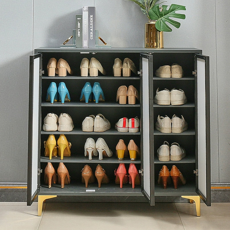 Rangement pour chaussures en aluminium gris et blanc