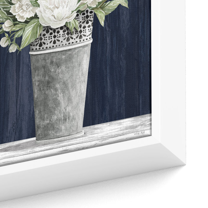 «Punched Tin White Floral» par Cindy Jacobs, reproduction d'art sur toile blanche et bleue, H 32 po x l 24 po x P 2 po