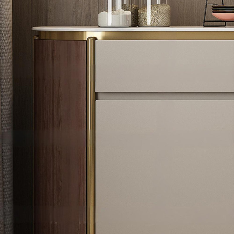 Buffet léger et luxueux