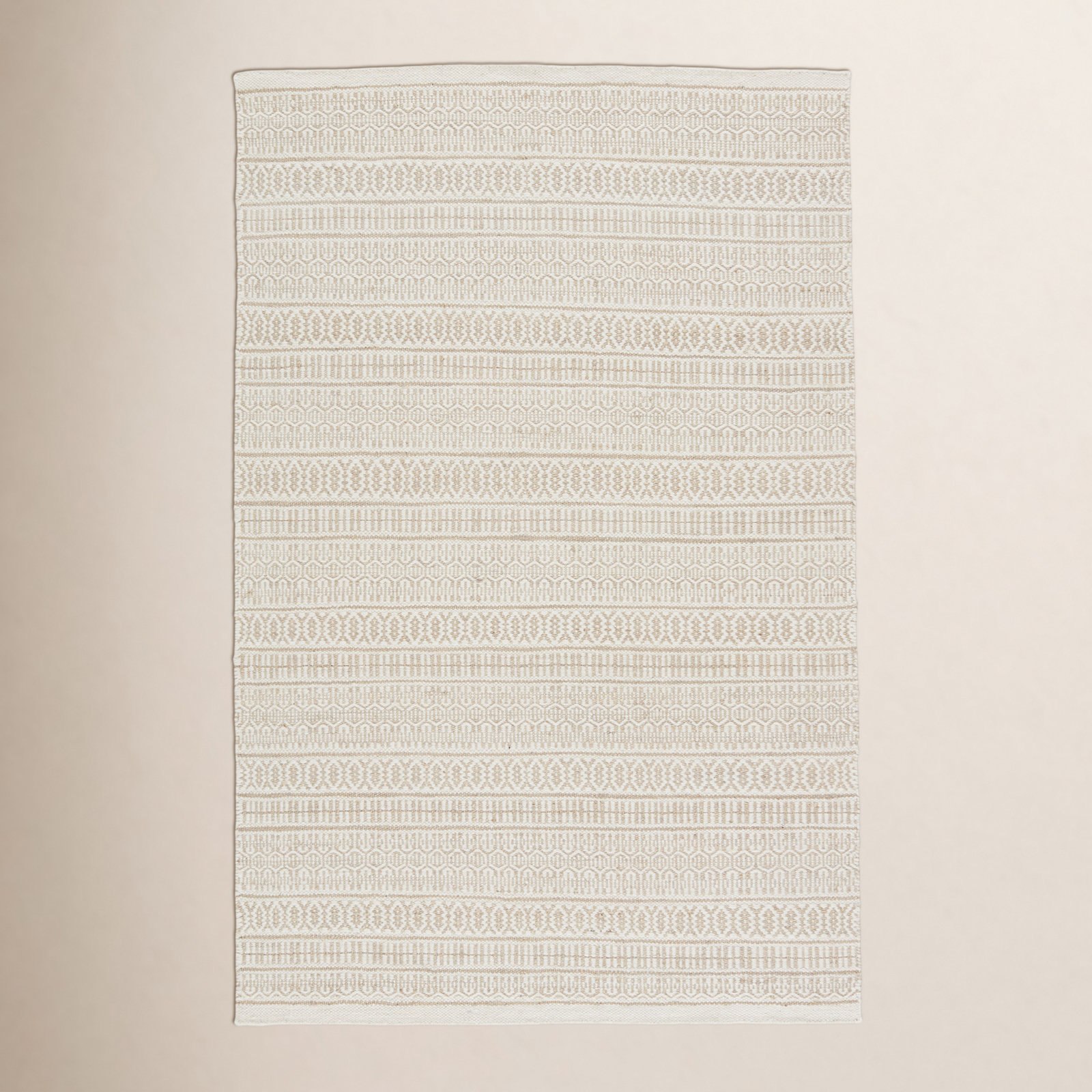 Harmond Handmade Angora/Antique White/Biscotti Rug, Rectangle 5' x 8'