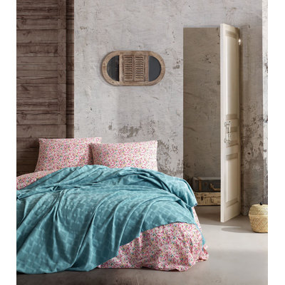 Cotton Geometric Shapes Coverlet