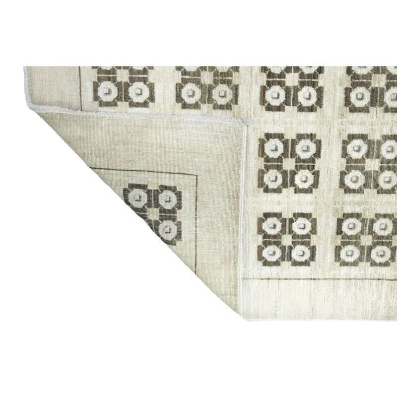 Hand-Knotted High-Quality Brown Area Rug
