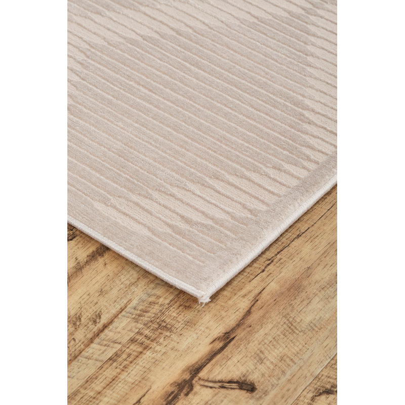 Tapis crème à motif géométrique Abdas, Rectangle 1 pi 8 po x 2 pi 10 po