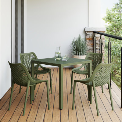 Ensemble repas carré pour 4 personnes