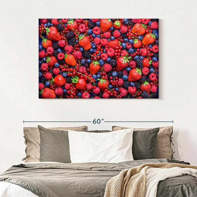 Yarlin Berries, 32'' H x 48'' W