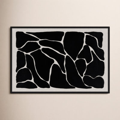 Abstract Black and White Giraffe Pattern Print