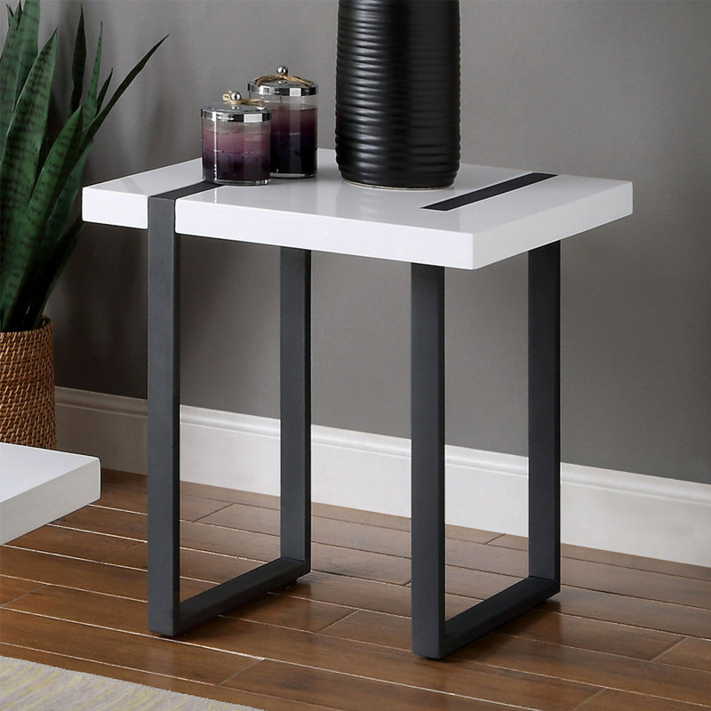 Table basse Ryliee en blanc / finition noire