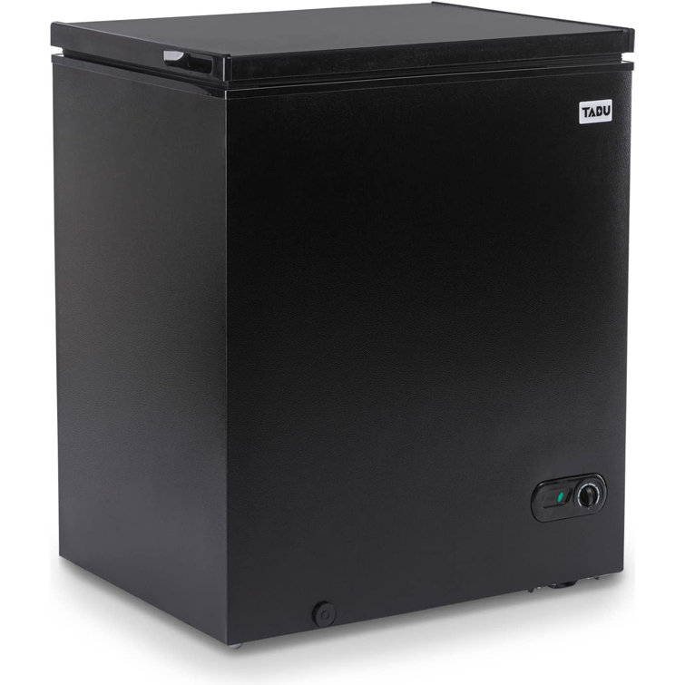 7 Cubic Feet Chest Freezer with Adjustable Temperature Controls