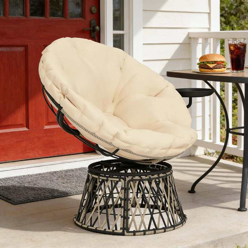 Chaise pivotante Papasan avec plateau latéral et coussin moelleux