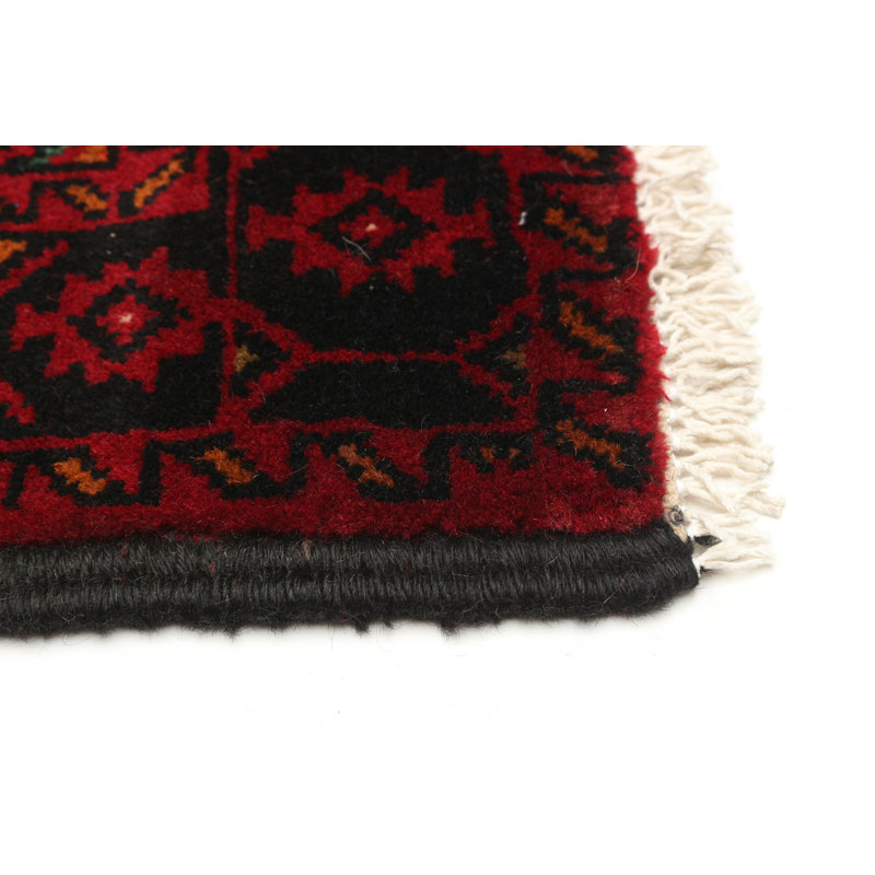 Tapis noir Royal Baluch 3 pi 4 po x 5 pi 11 po