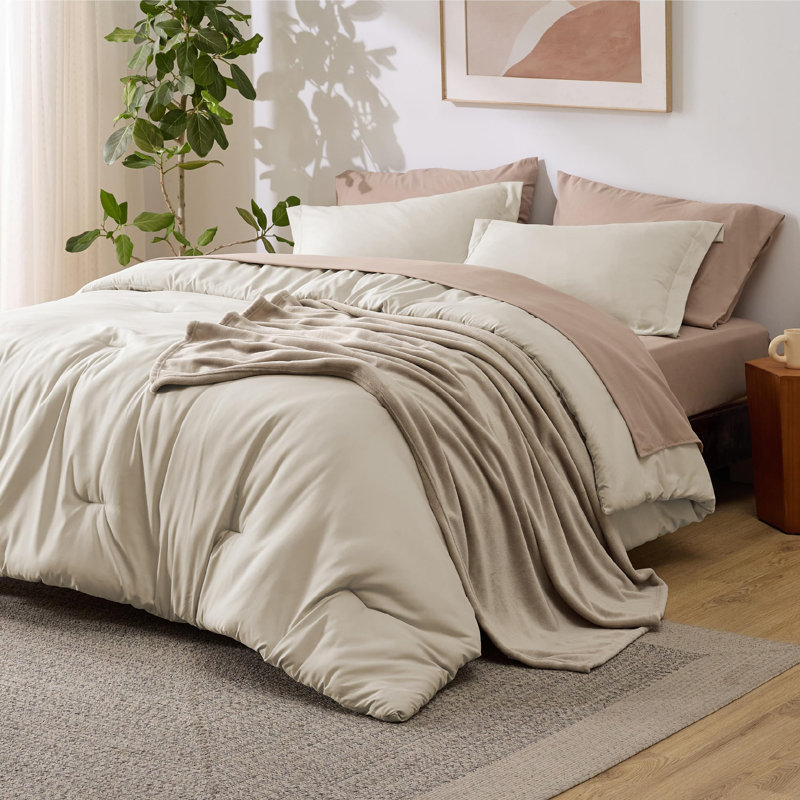 Bedsure Prewashed Bedding Set with Soft Fleece Microfiber Bed Blanket, Queen Comforter + 7 Additional Pieces