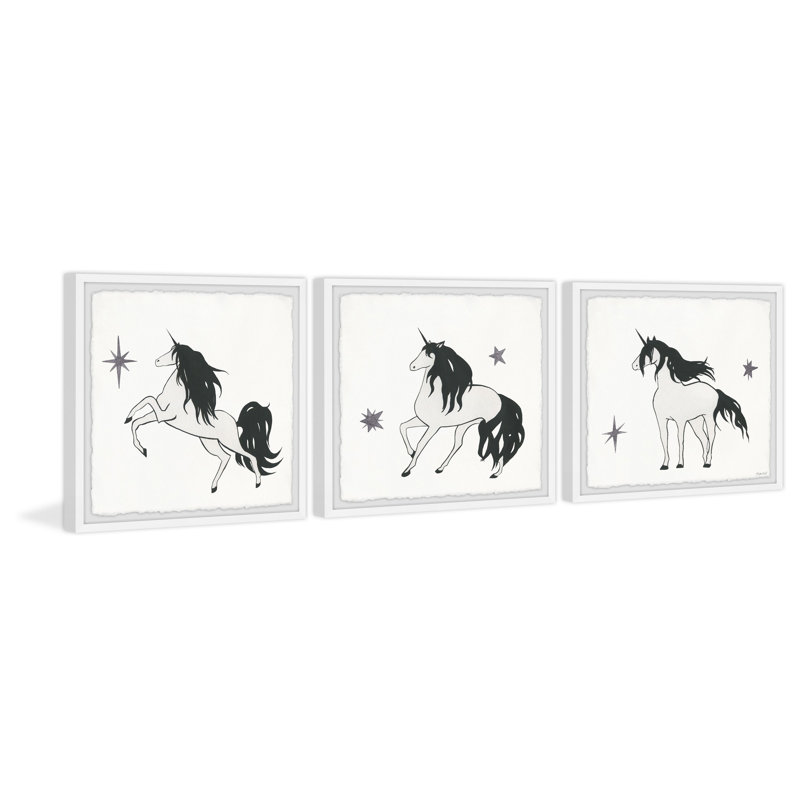 Ensemble de 3 reproductions de la licorne Antonio Saut, H 32 po x l 32 po x P 1,5 po