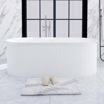 66.9'' x 31.5'' Freestanding Soaking Acrylic Bathtub