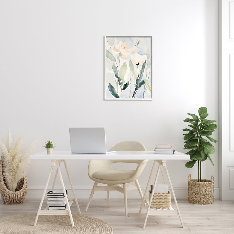 Fleurs blanches traditionnelles, H 30 po x l 24 po x P 1,5 po, Giclée encadrée blanc bord de mer